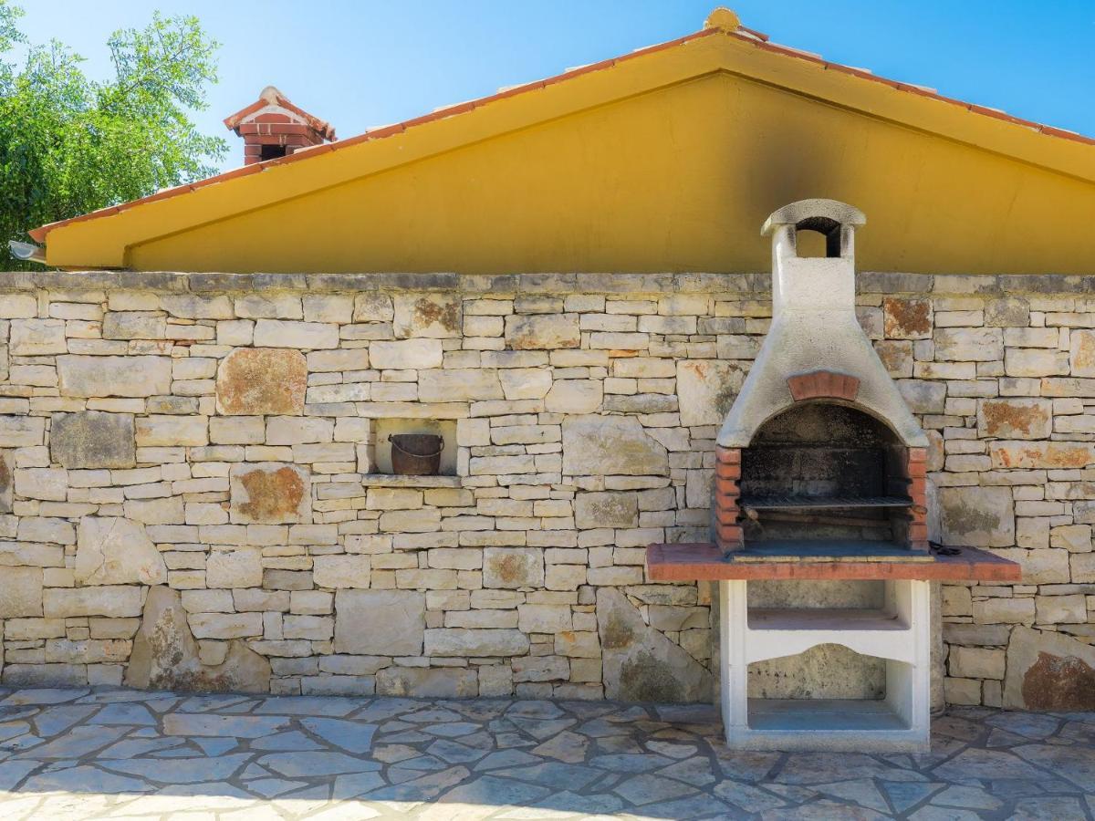 Holiday Home Gracije - Voj515 By Interhome Mednjan Exterior foto